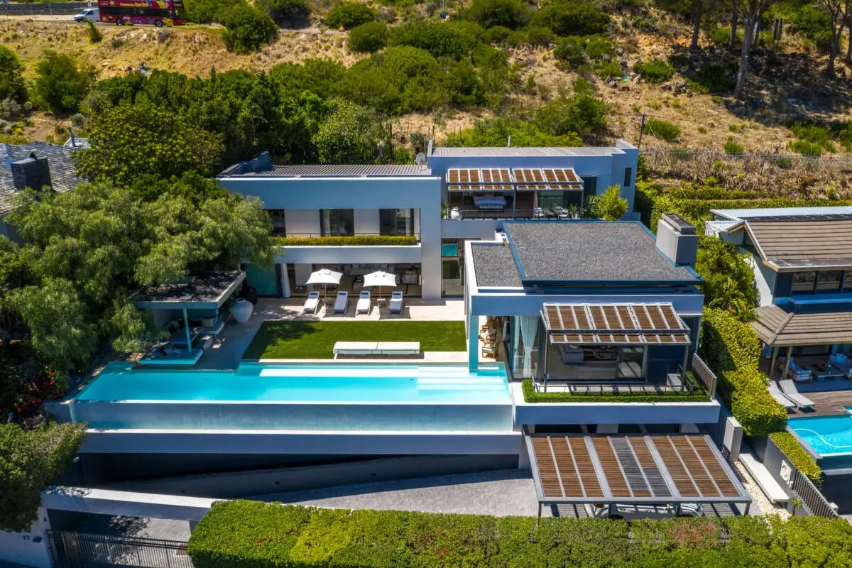 Medroad Villa, Camps Bay