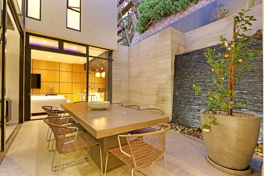 property_[object Object]_18