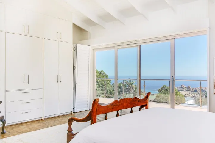 property_[object Object]_12