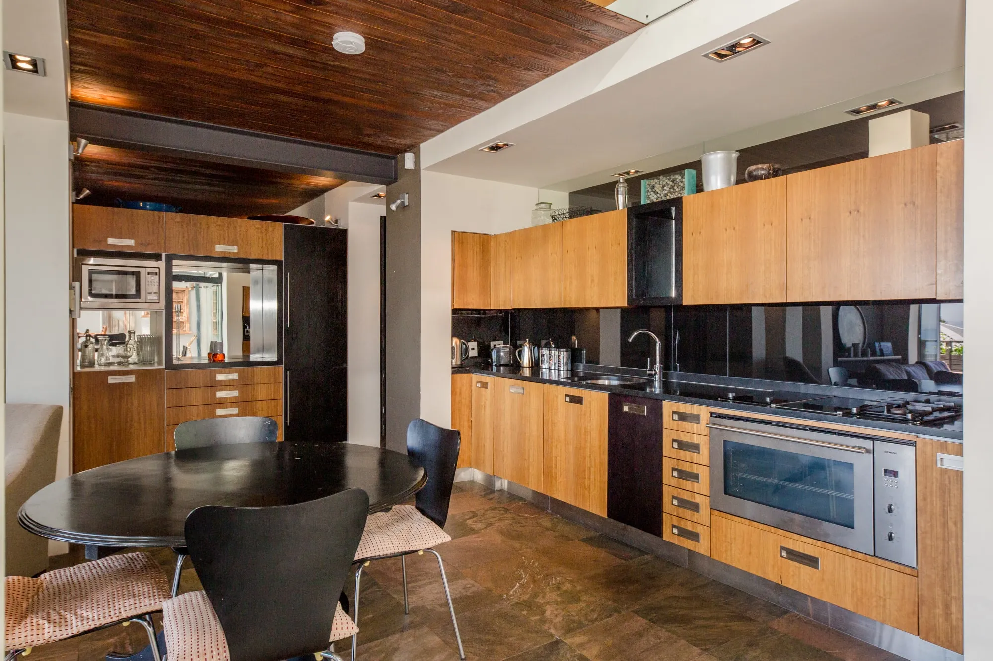 property_[object Object]_24