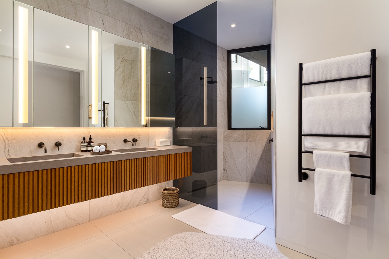 property_[object Object]_32