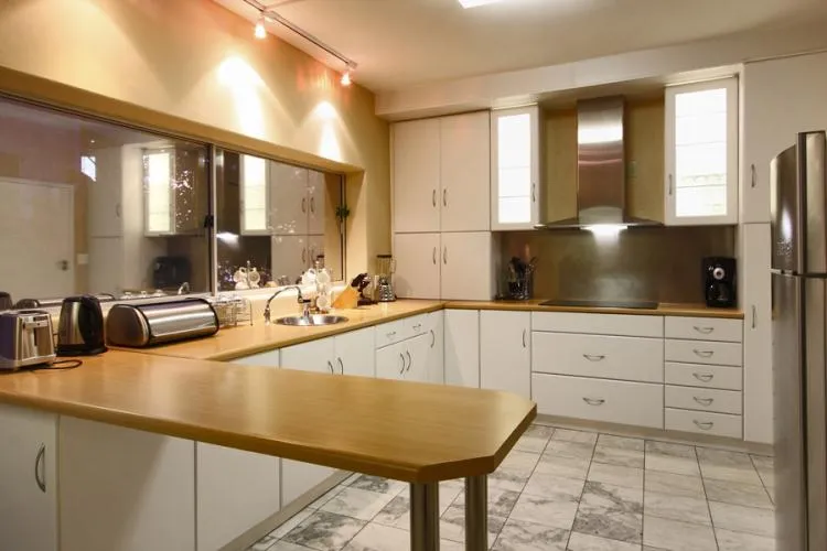 property_[object Object]_10