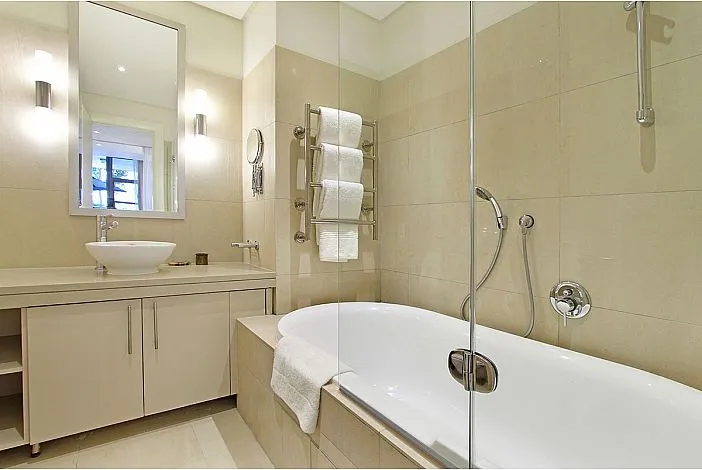 property_[object Object]_7