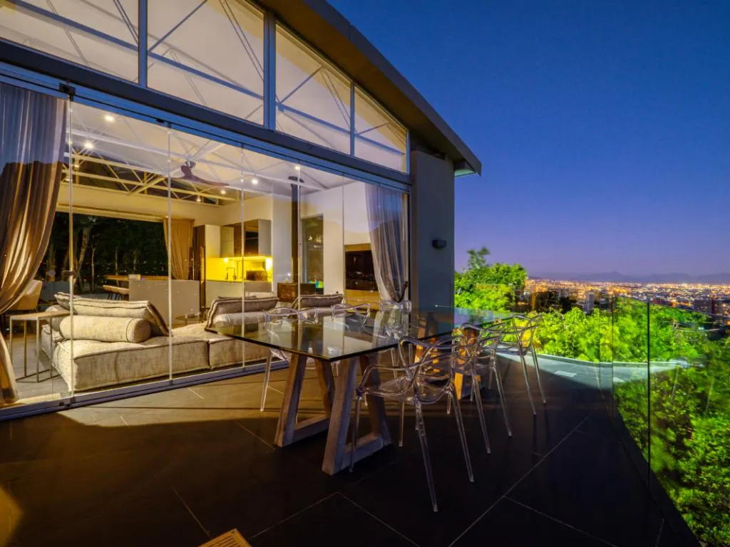 property_[object Object]_11