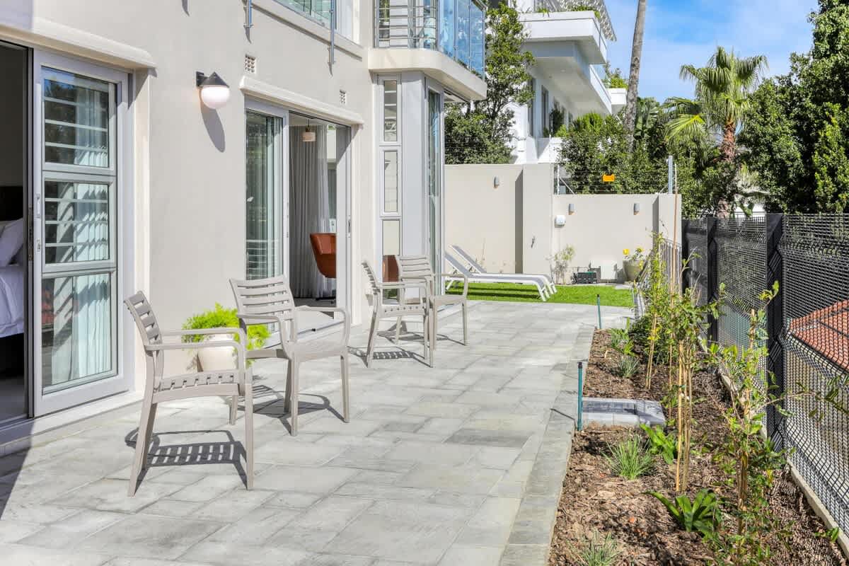 property_[object Object]_7