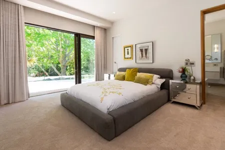 property_[object Object]_35