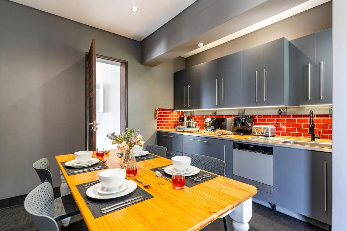 property_[object Object]_12