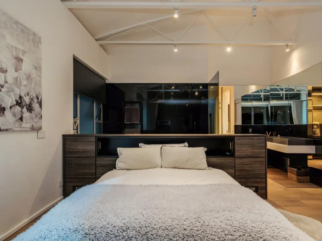 property_[object Object]_15