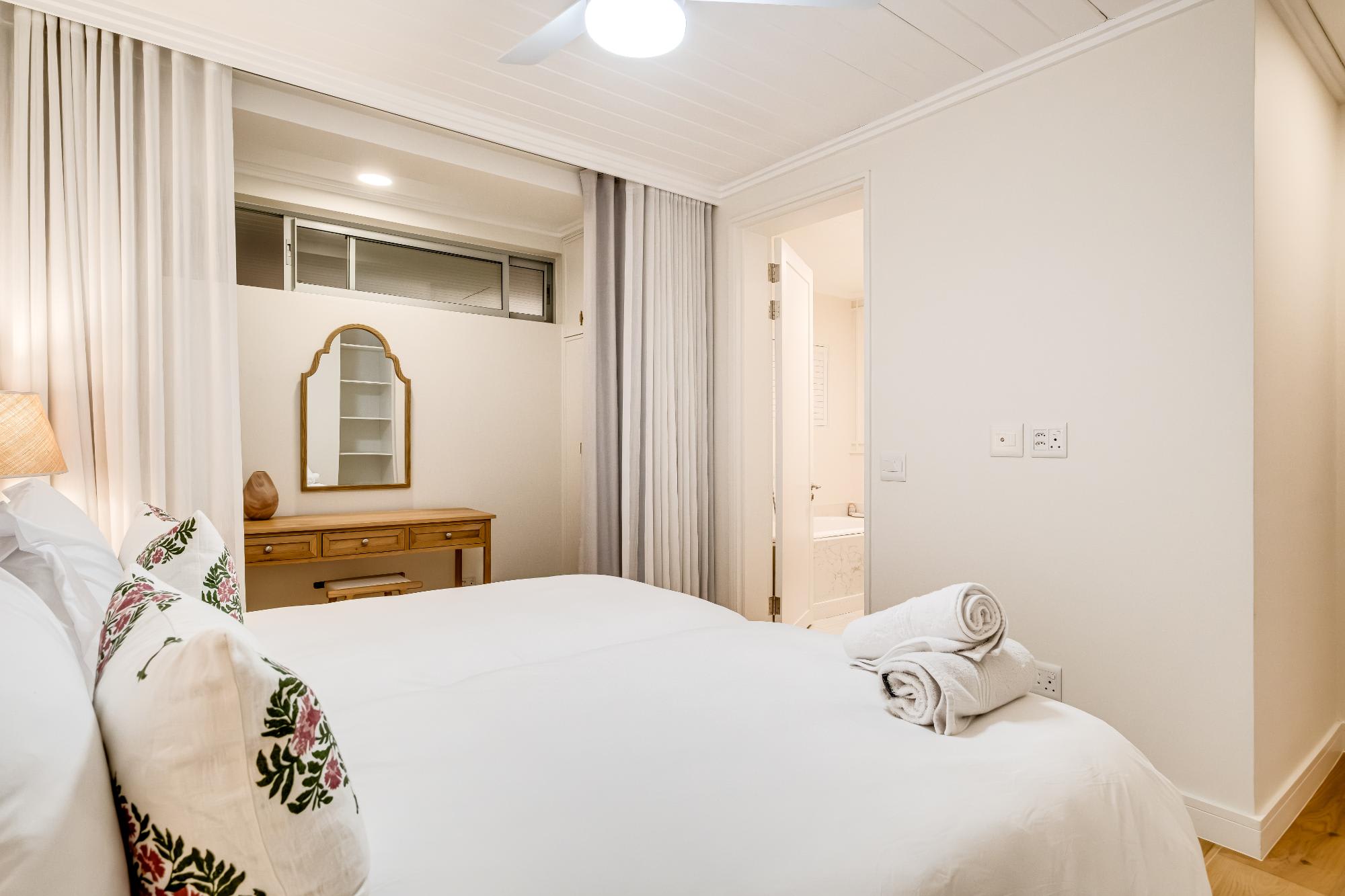 property_[object Object]_19