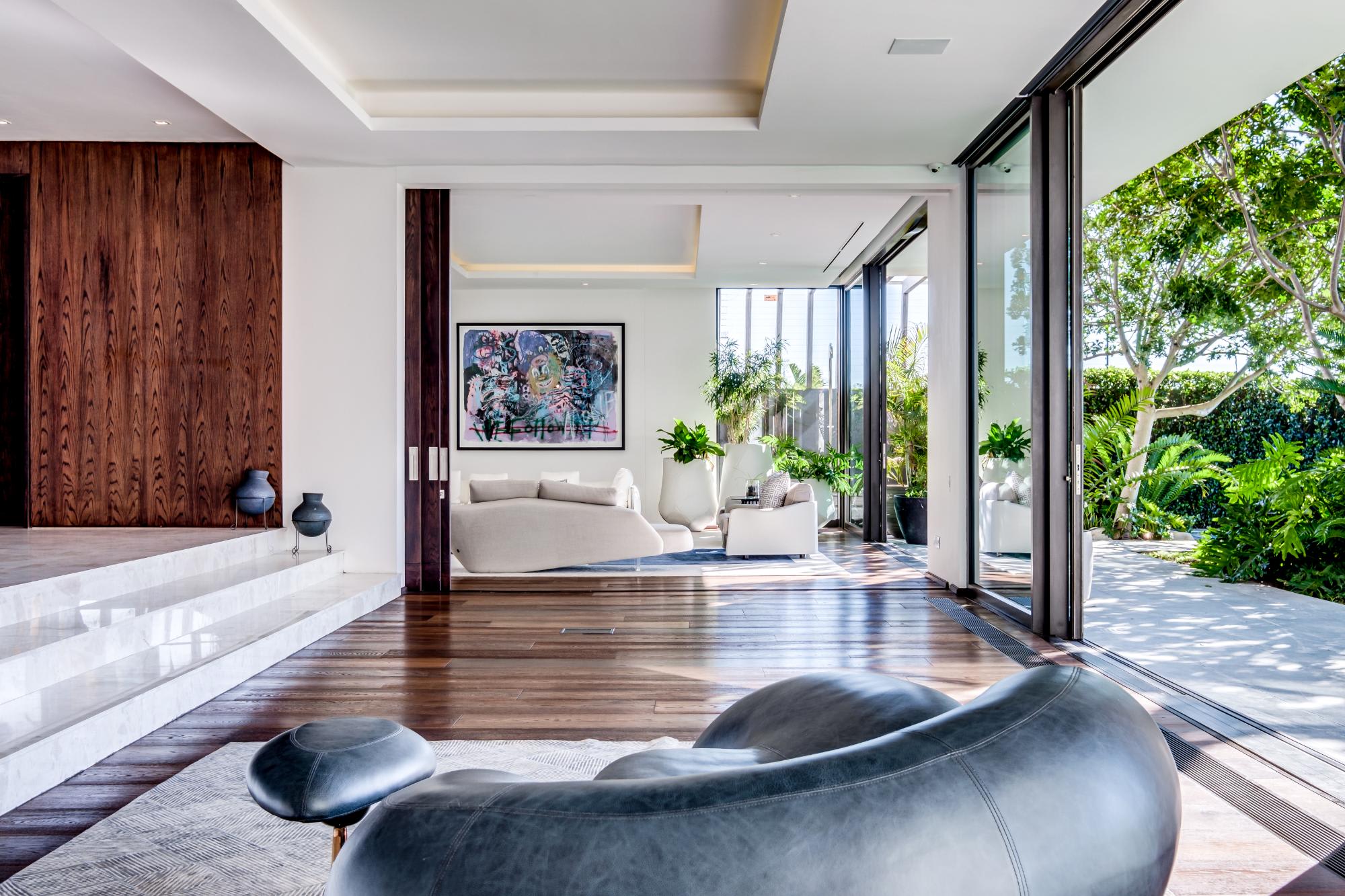 property_[object Object]_10