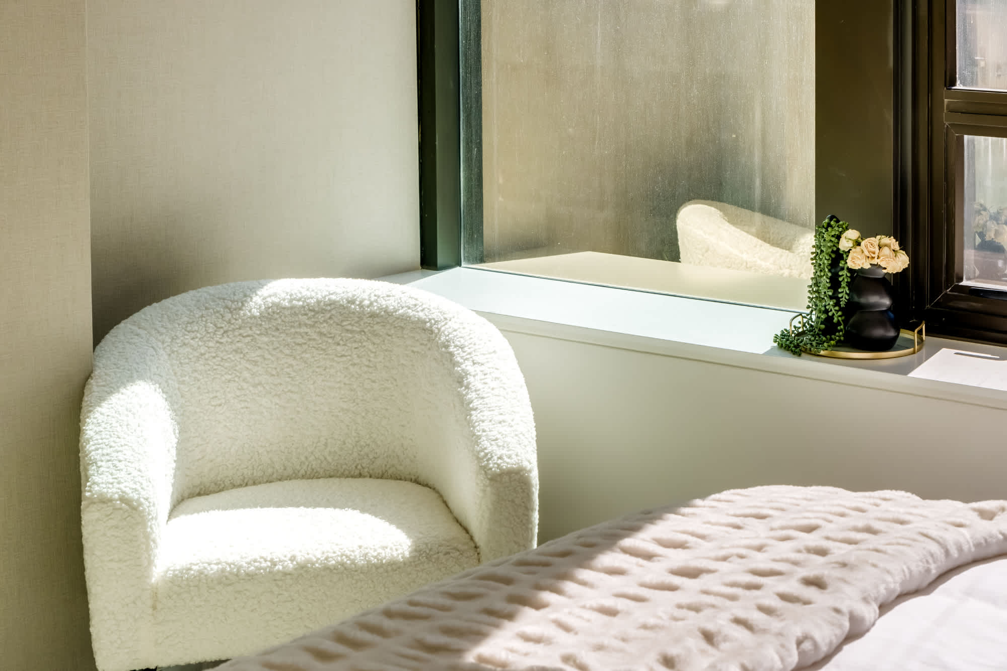 property_[object Object]_12