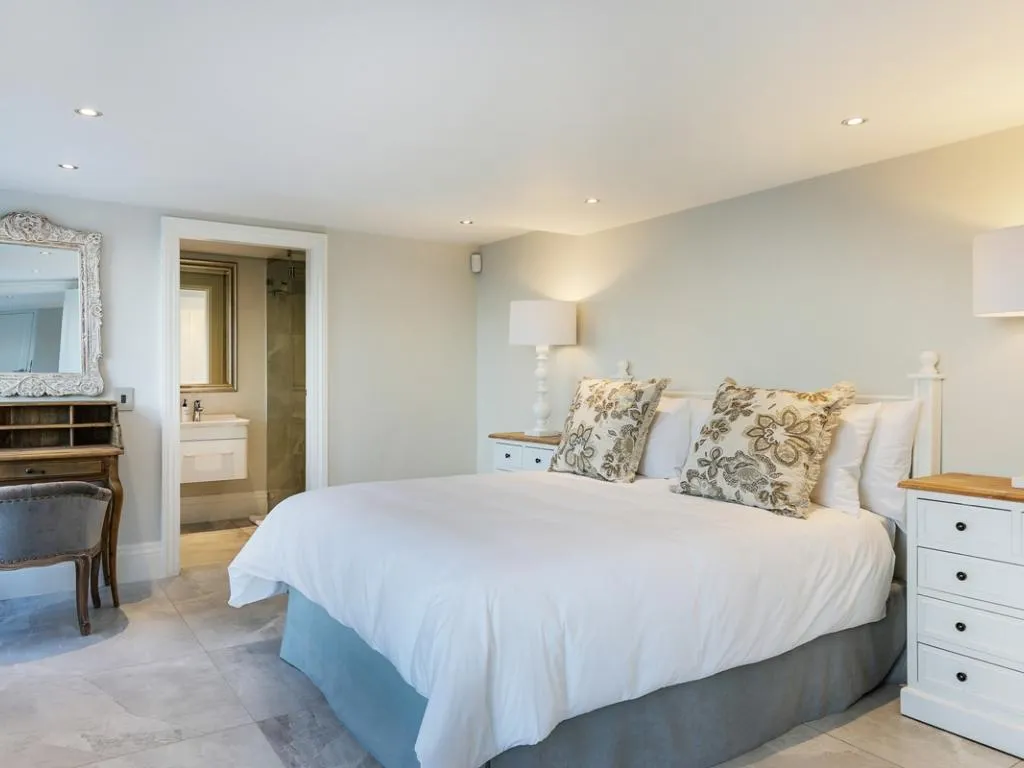 property_[object Object]_18