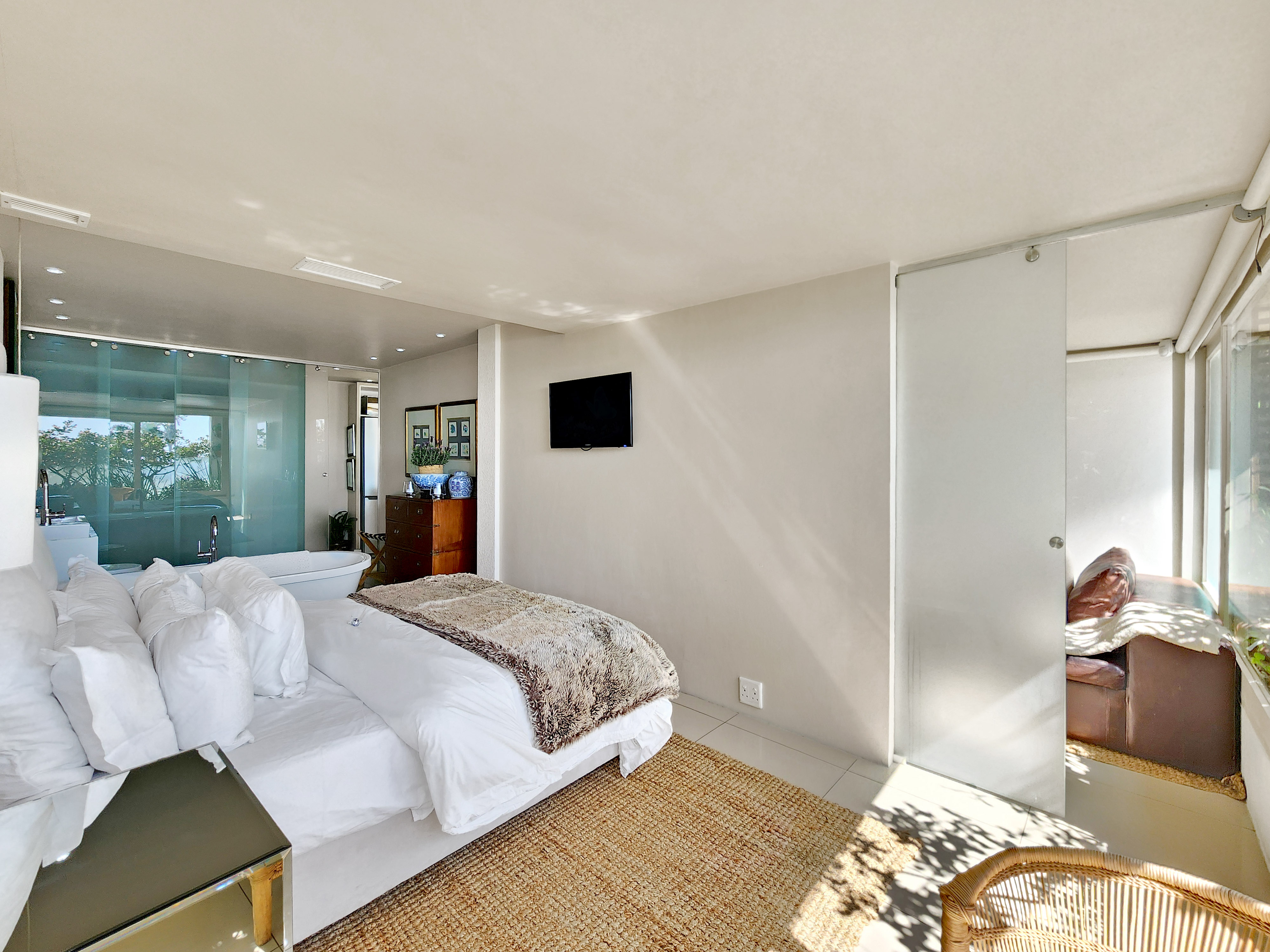 property_[object Object]_32