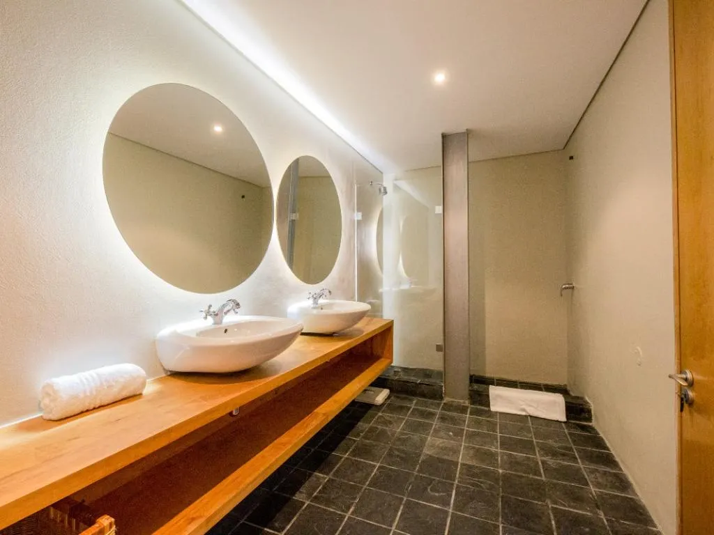 property_[object Object]_6