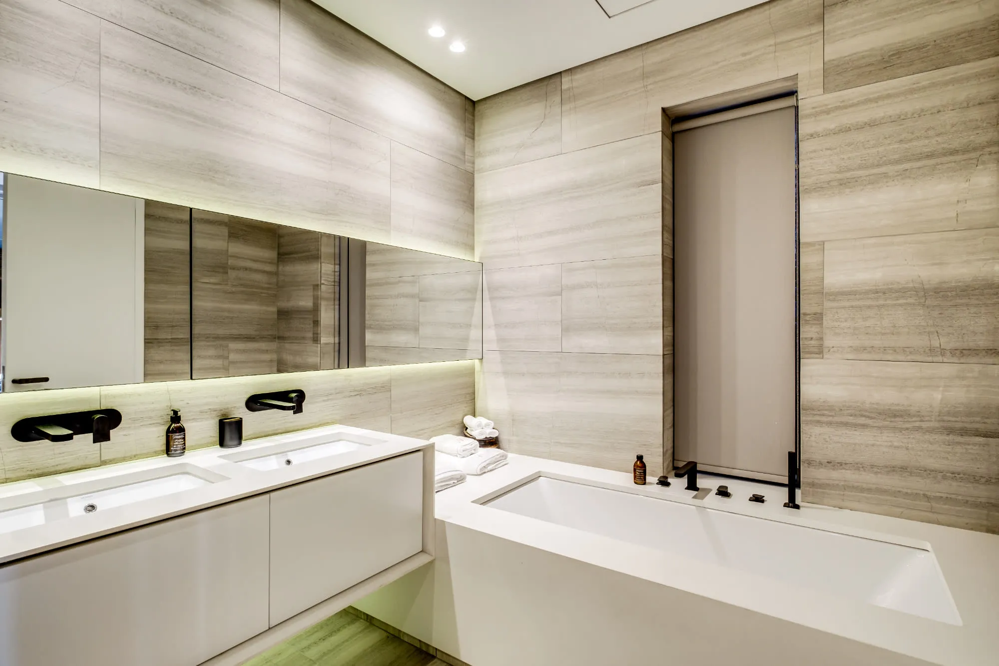 property_[object Object]_25