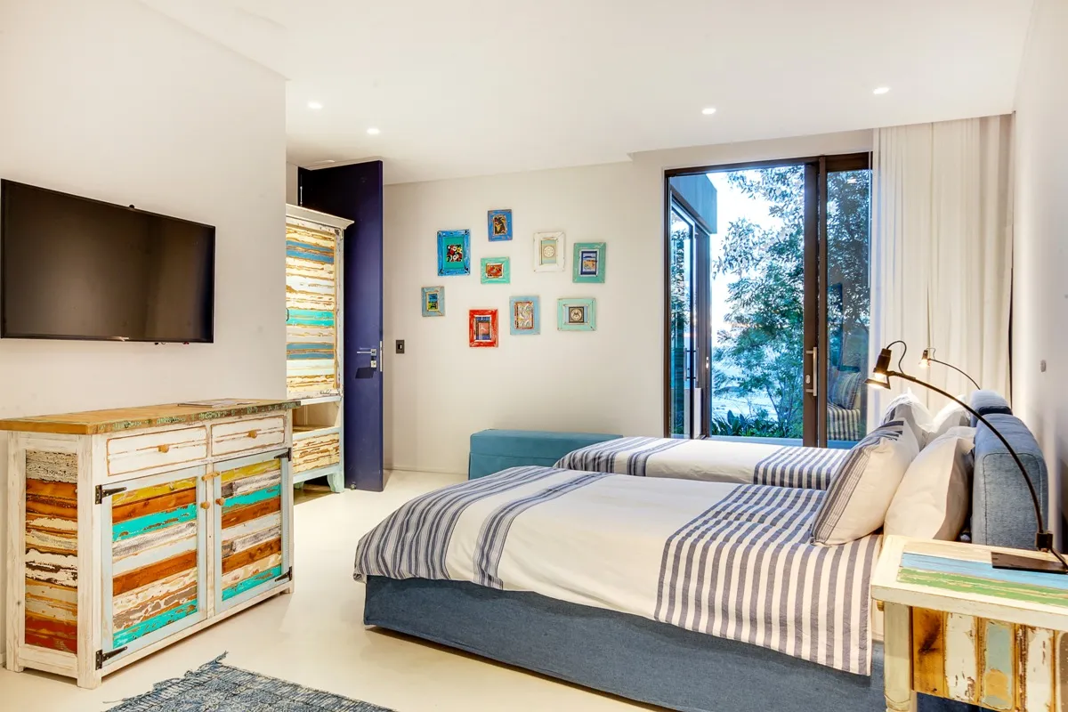 property_[object Object]_7