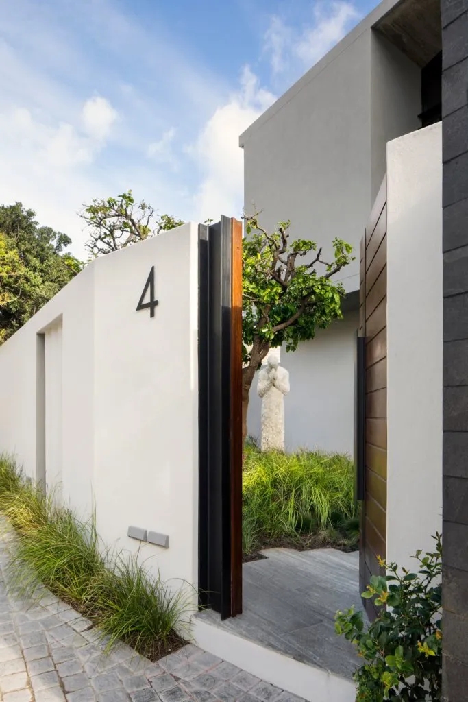 property_[object Object]_18