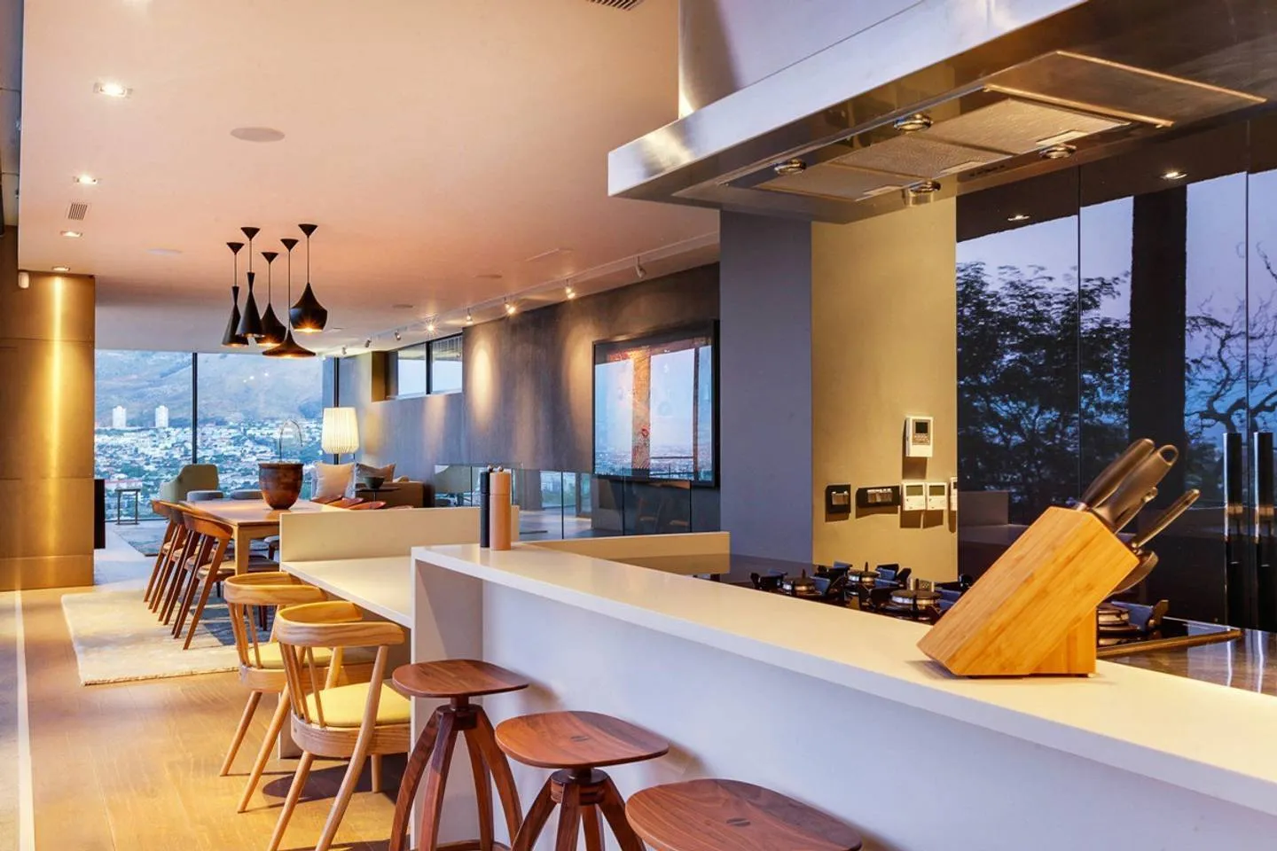 property_[object Object]_28