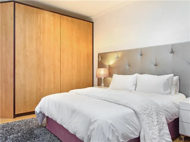 property_[object Object]_23