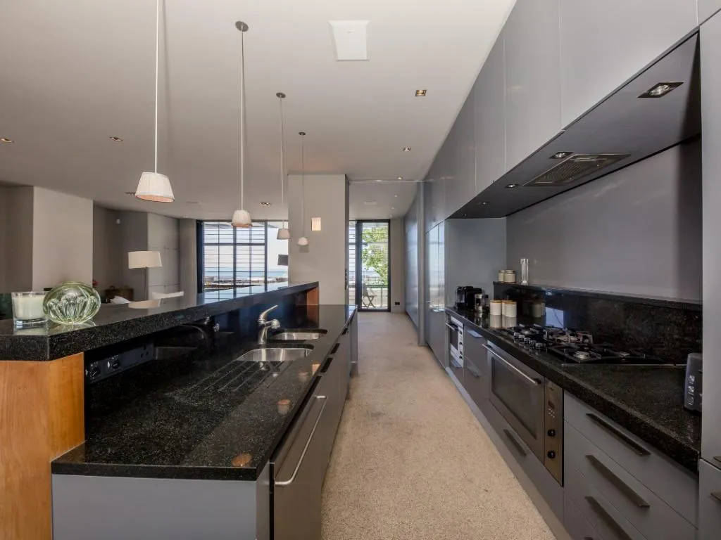 property_[object Object]_7