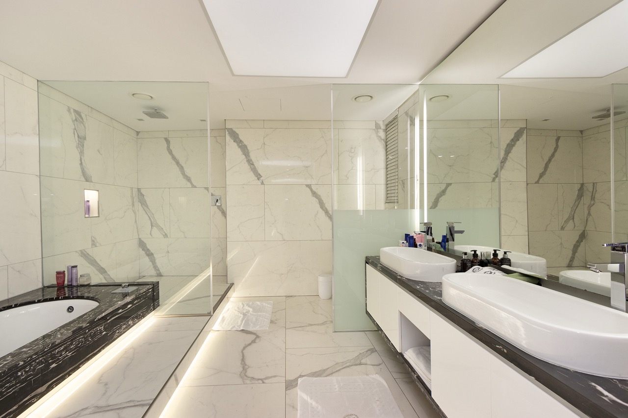 property_[object Object]_32