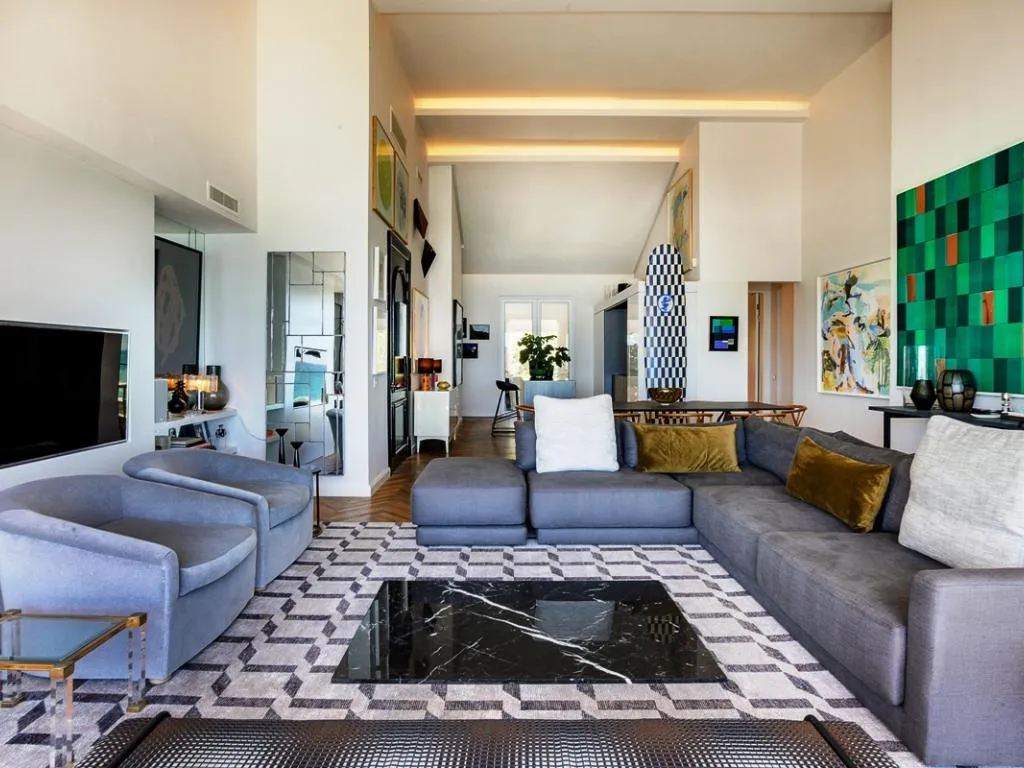 property_[object Object]_10