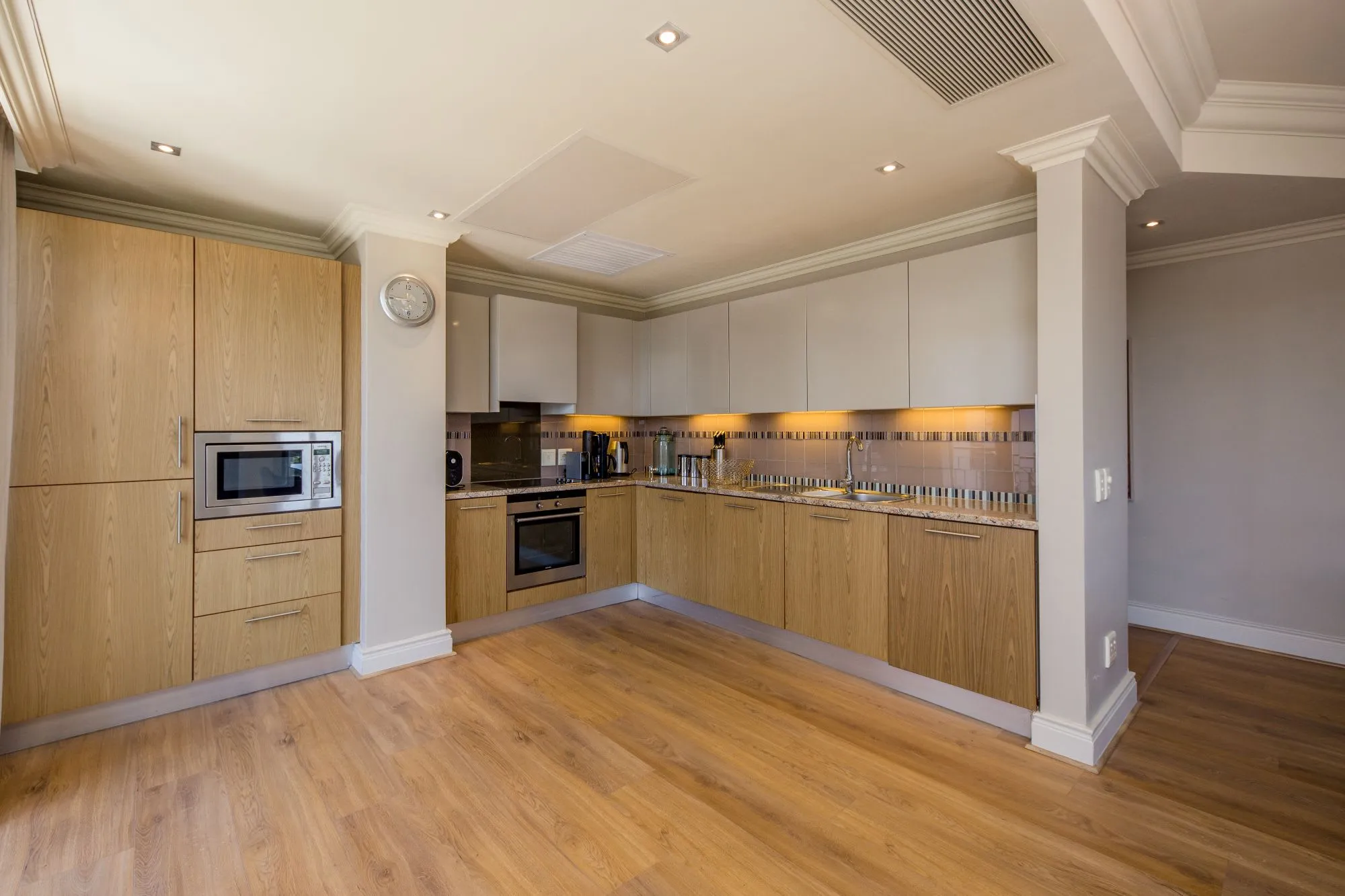 property_[object Object]_10