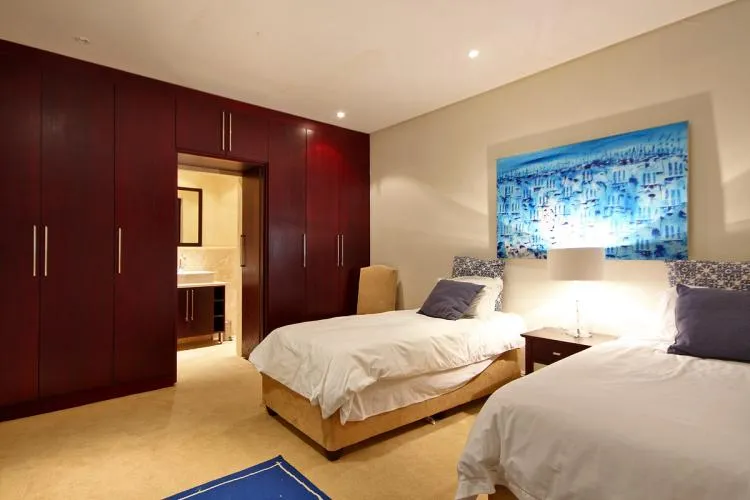 property_[object Object]_7