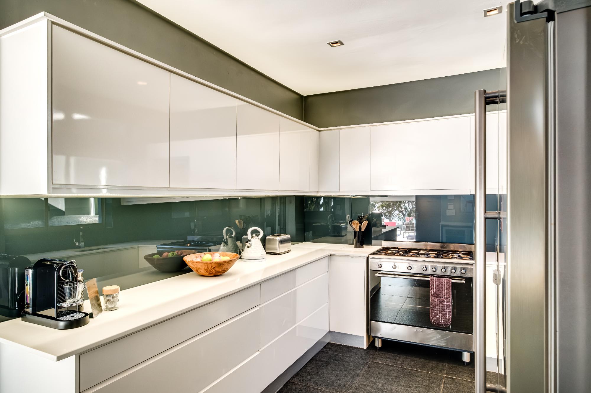 property_[object Object]_16