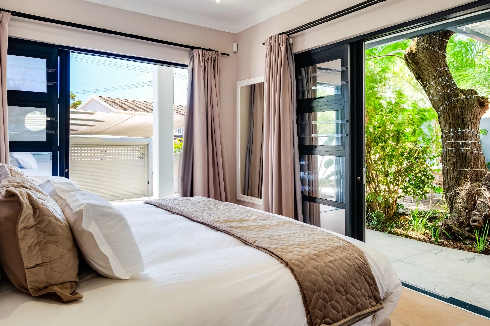 property_[object Object]_16