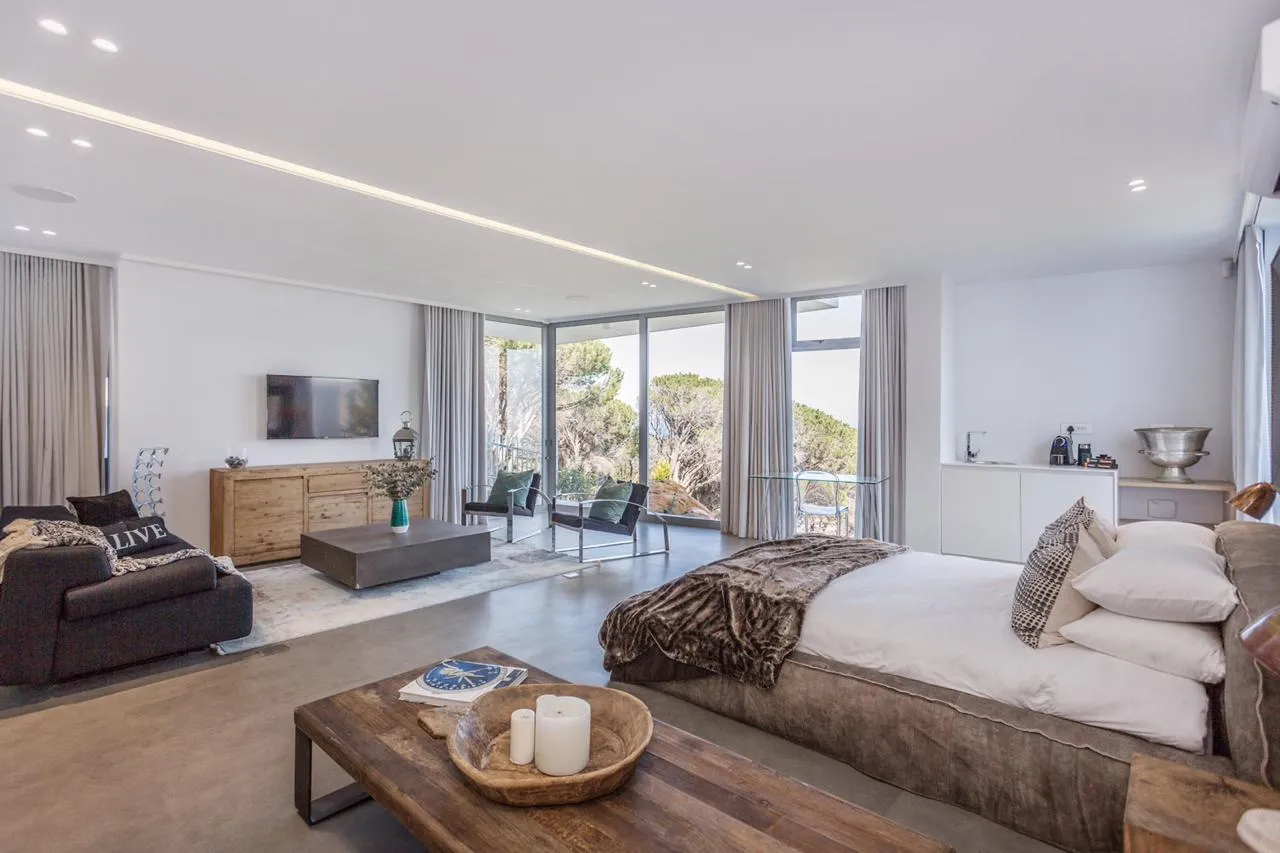 property_[object Object]_7