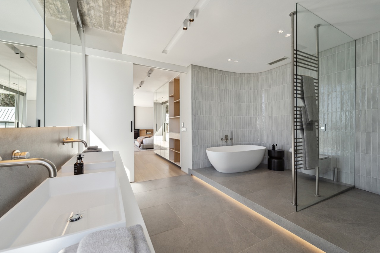 property_[object Object]_11