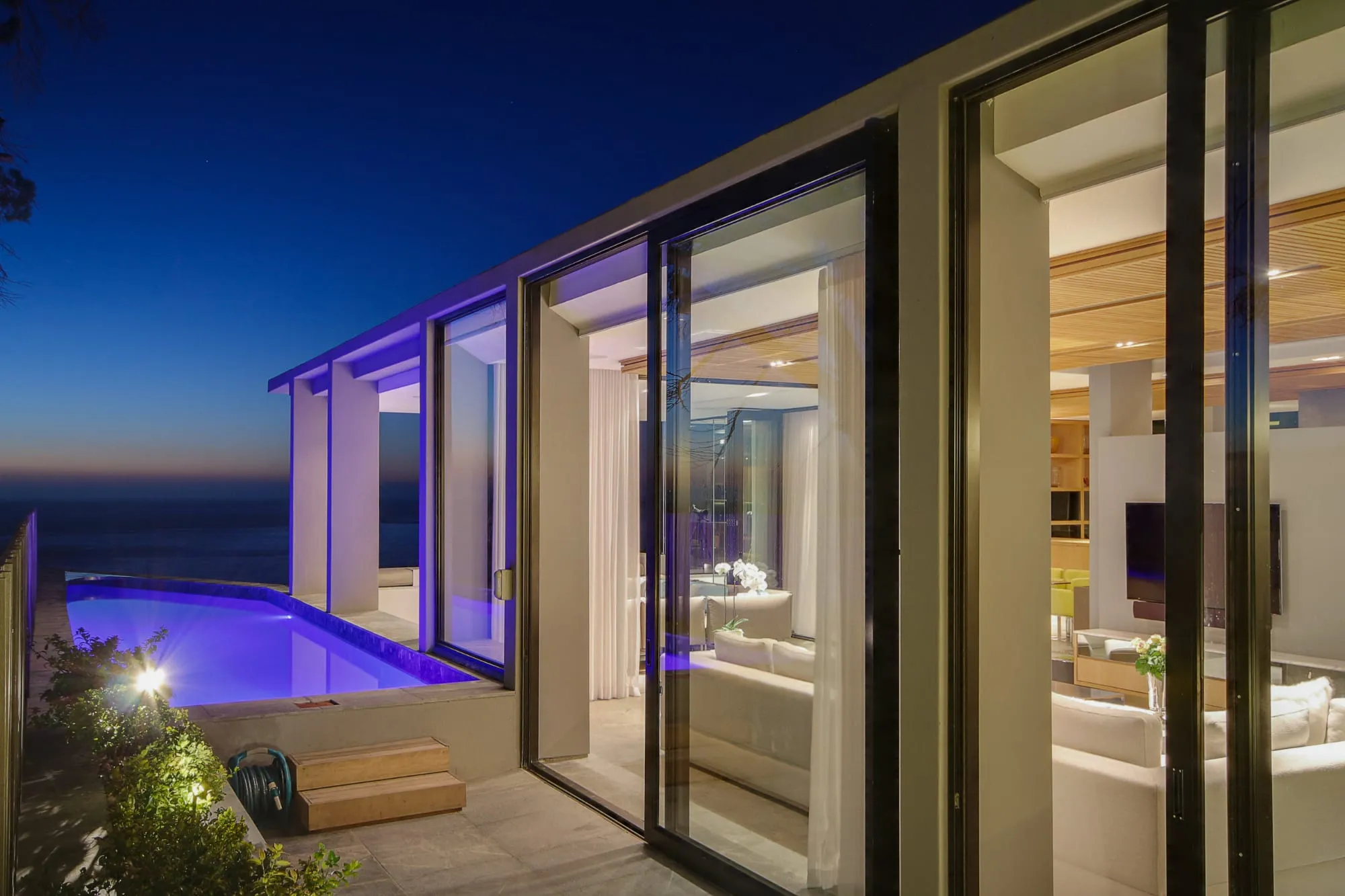 property_[object Object]_27