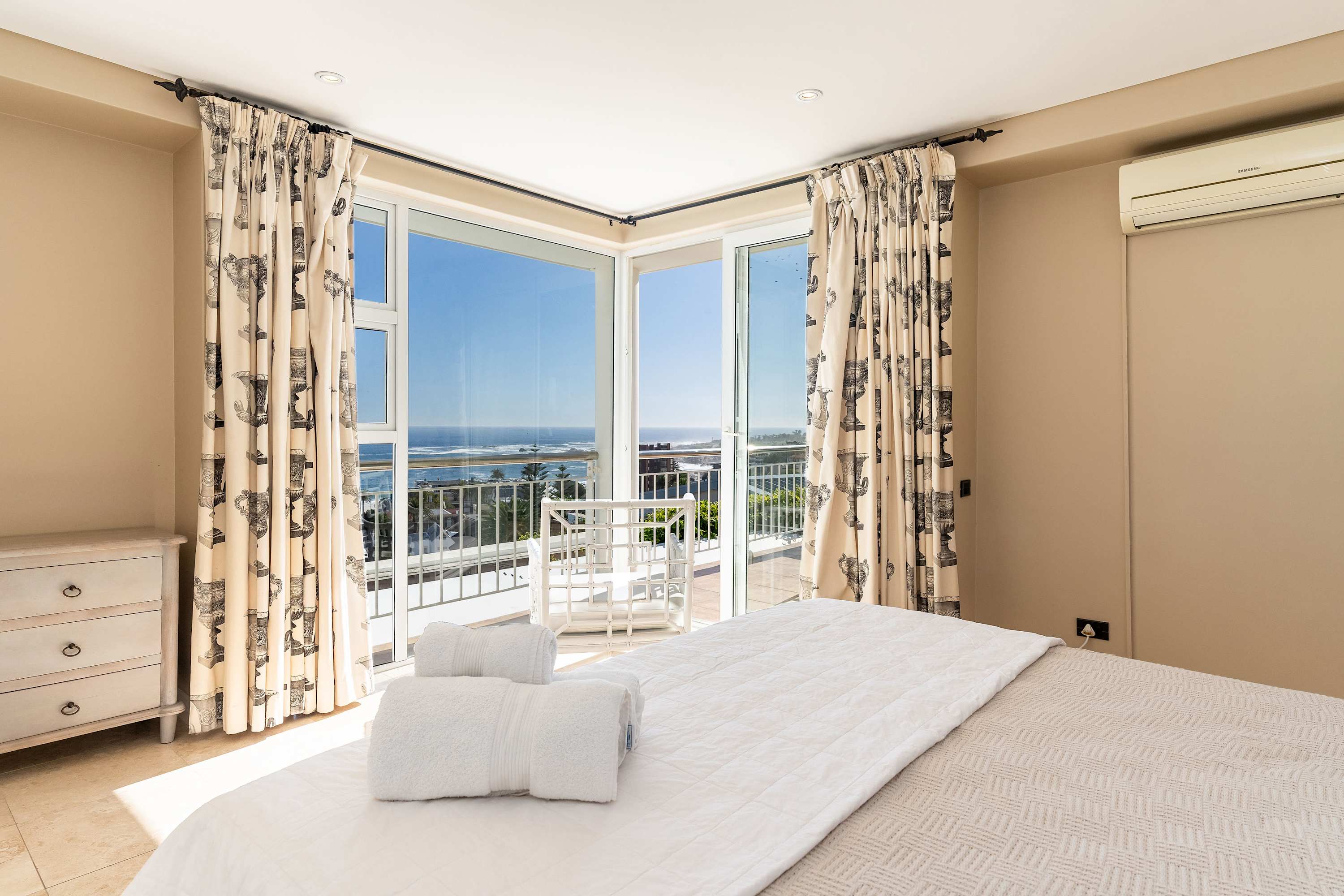 property_[object Object]_34