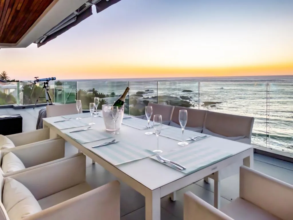 Houghton Penthouse, camps bay
