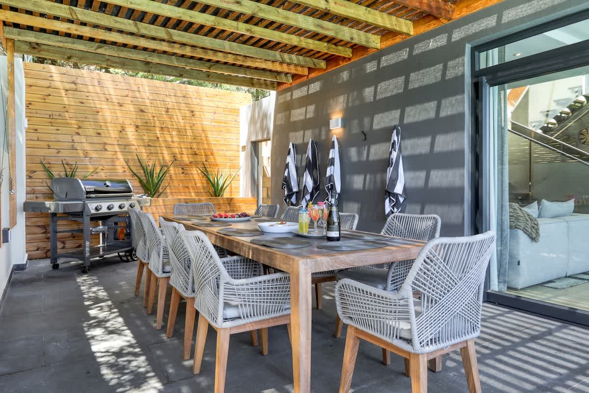 property_[object Object]_11