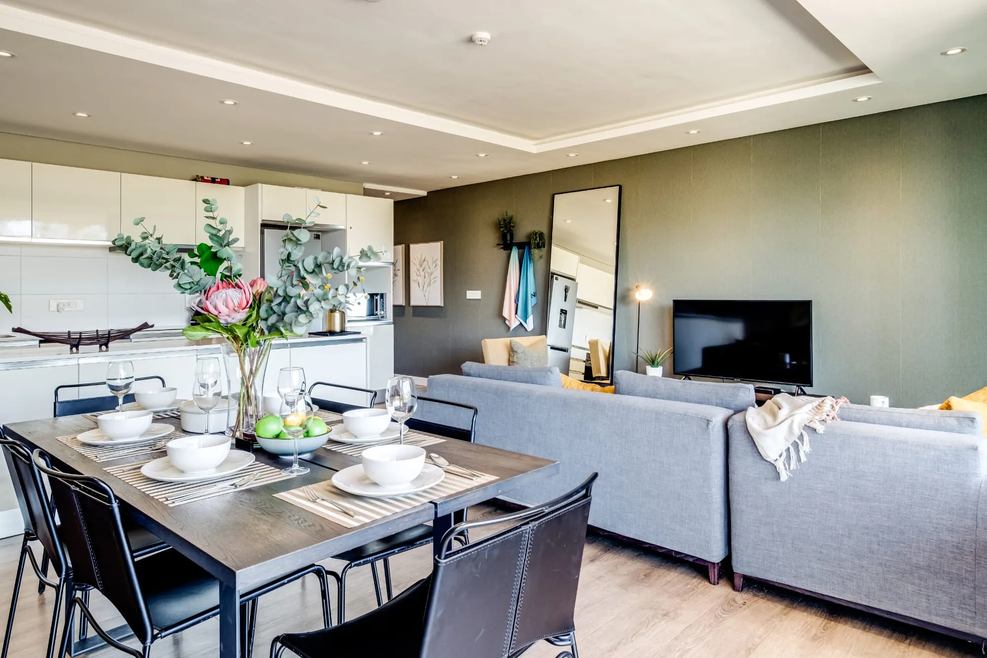 property_[object Object]_7