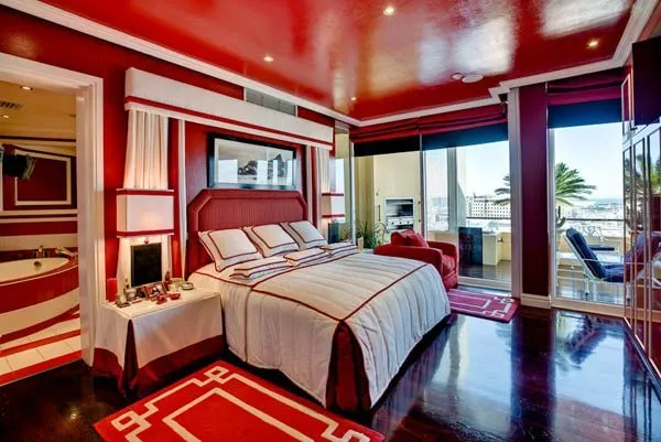 property_[object Object]_13