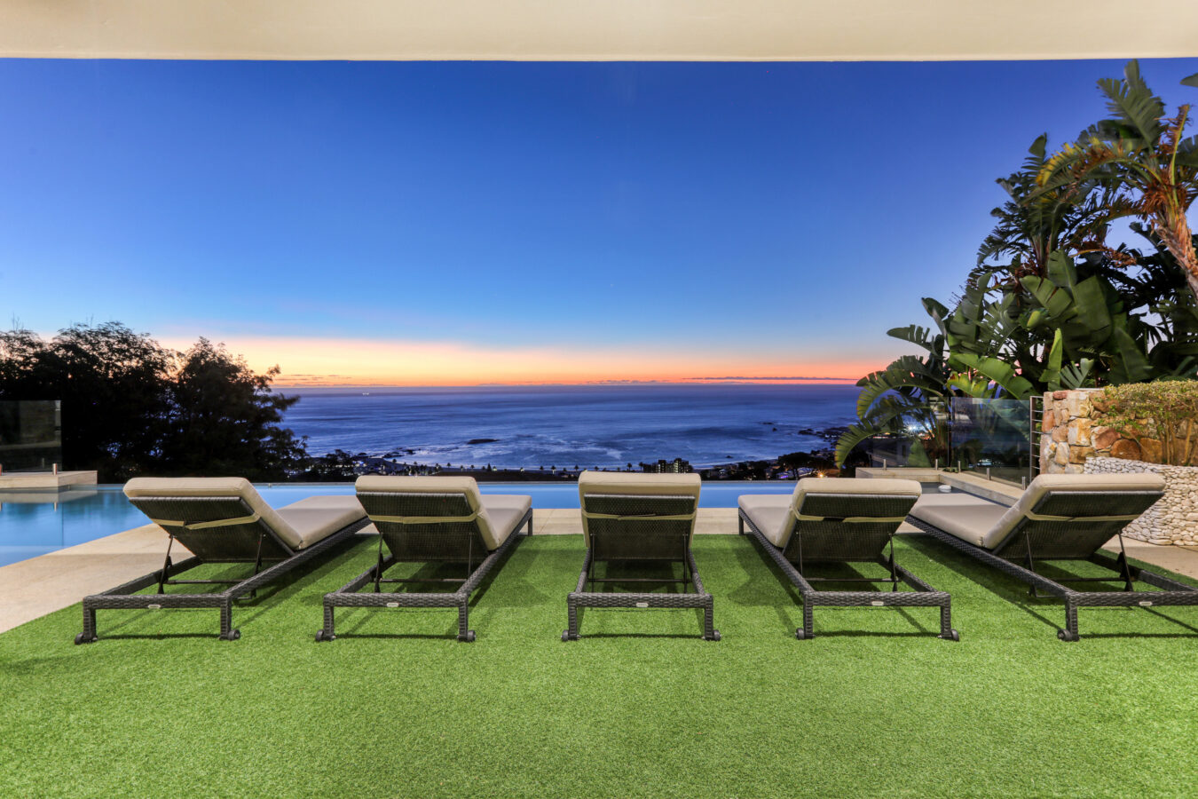 property_[object Object]_11