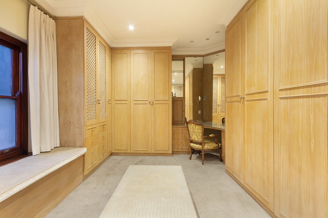 property_[object Object]_19