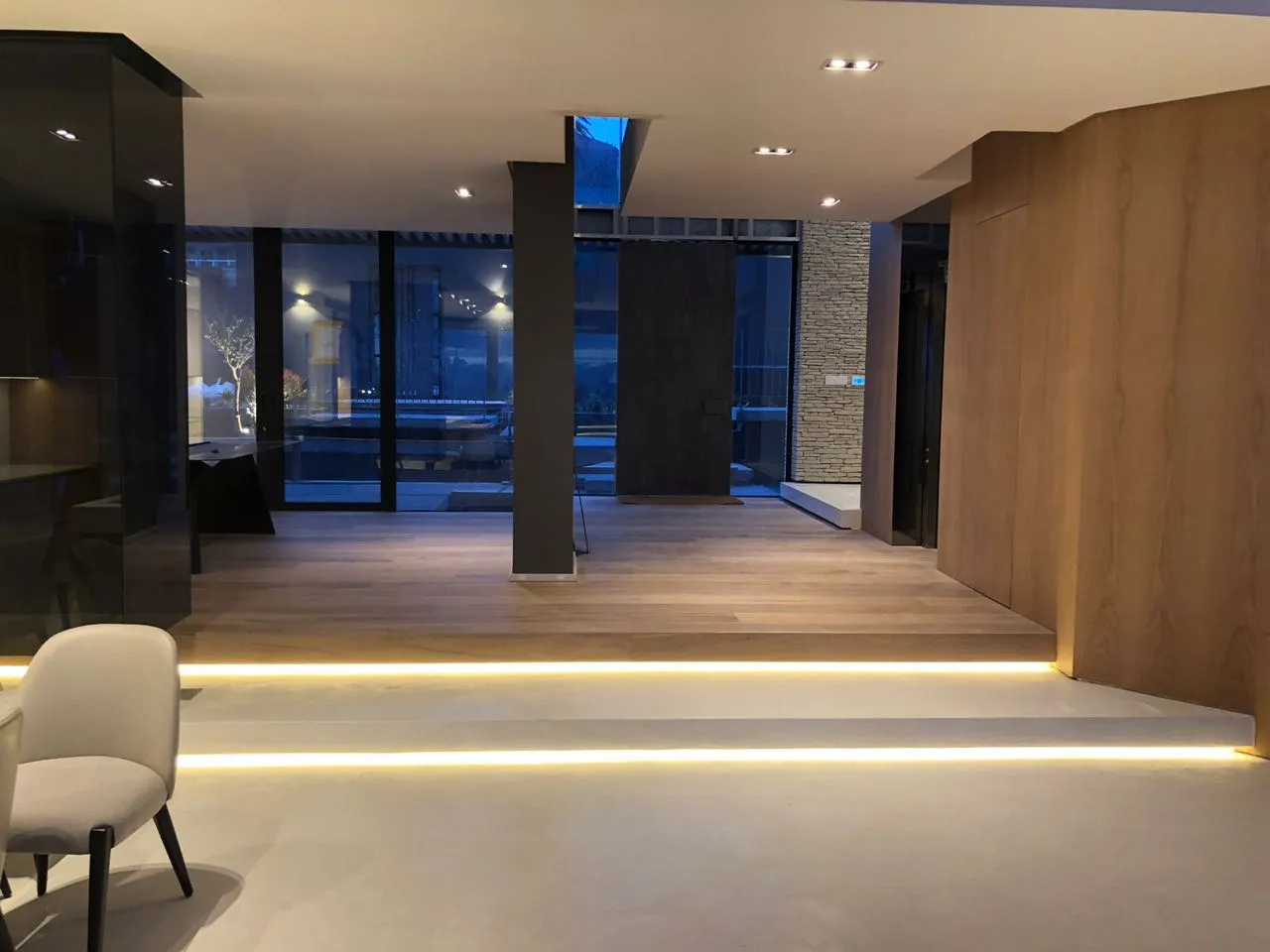 property_[object Object]_33