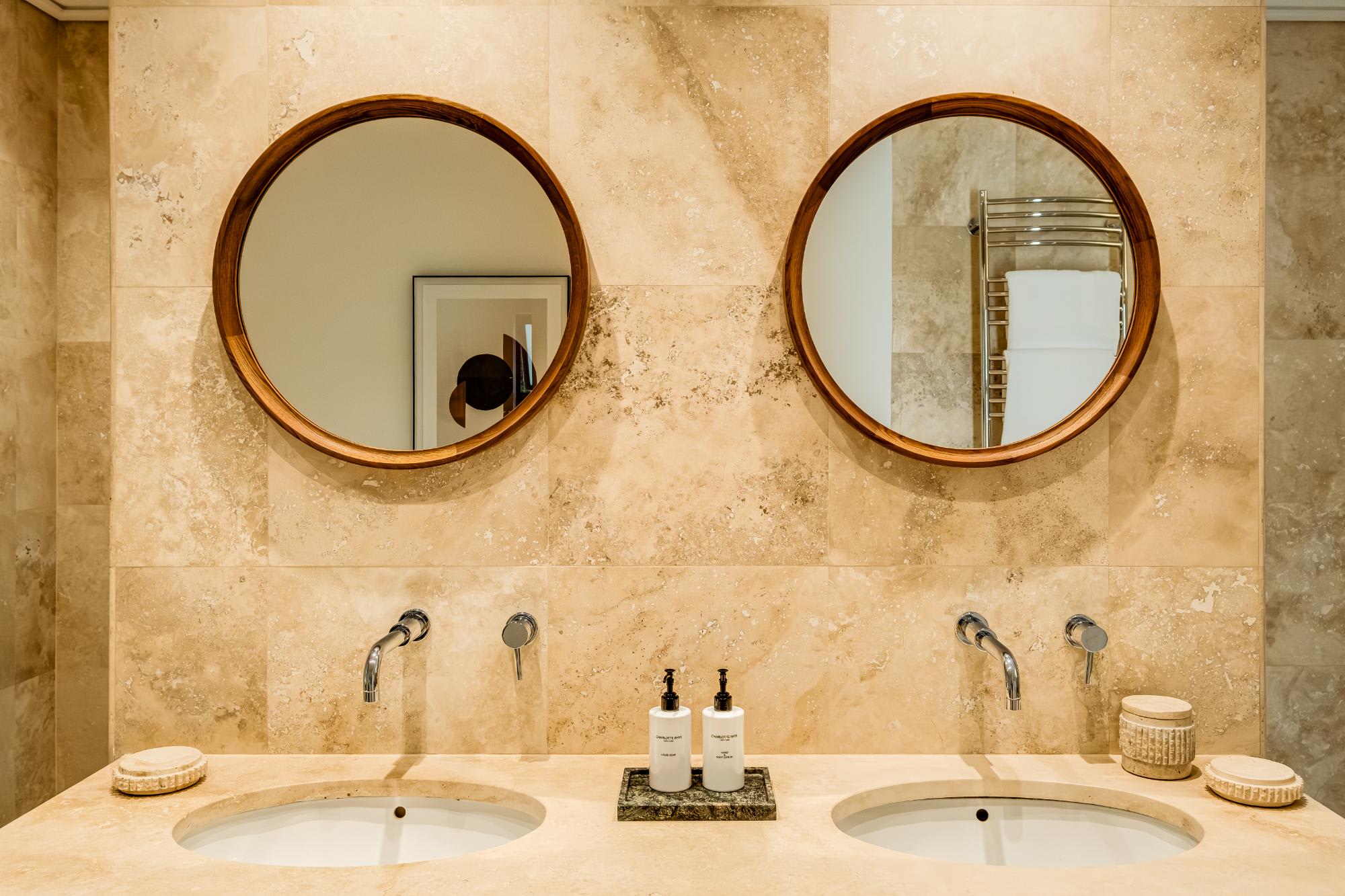 property_[object Object]_33