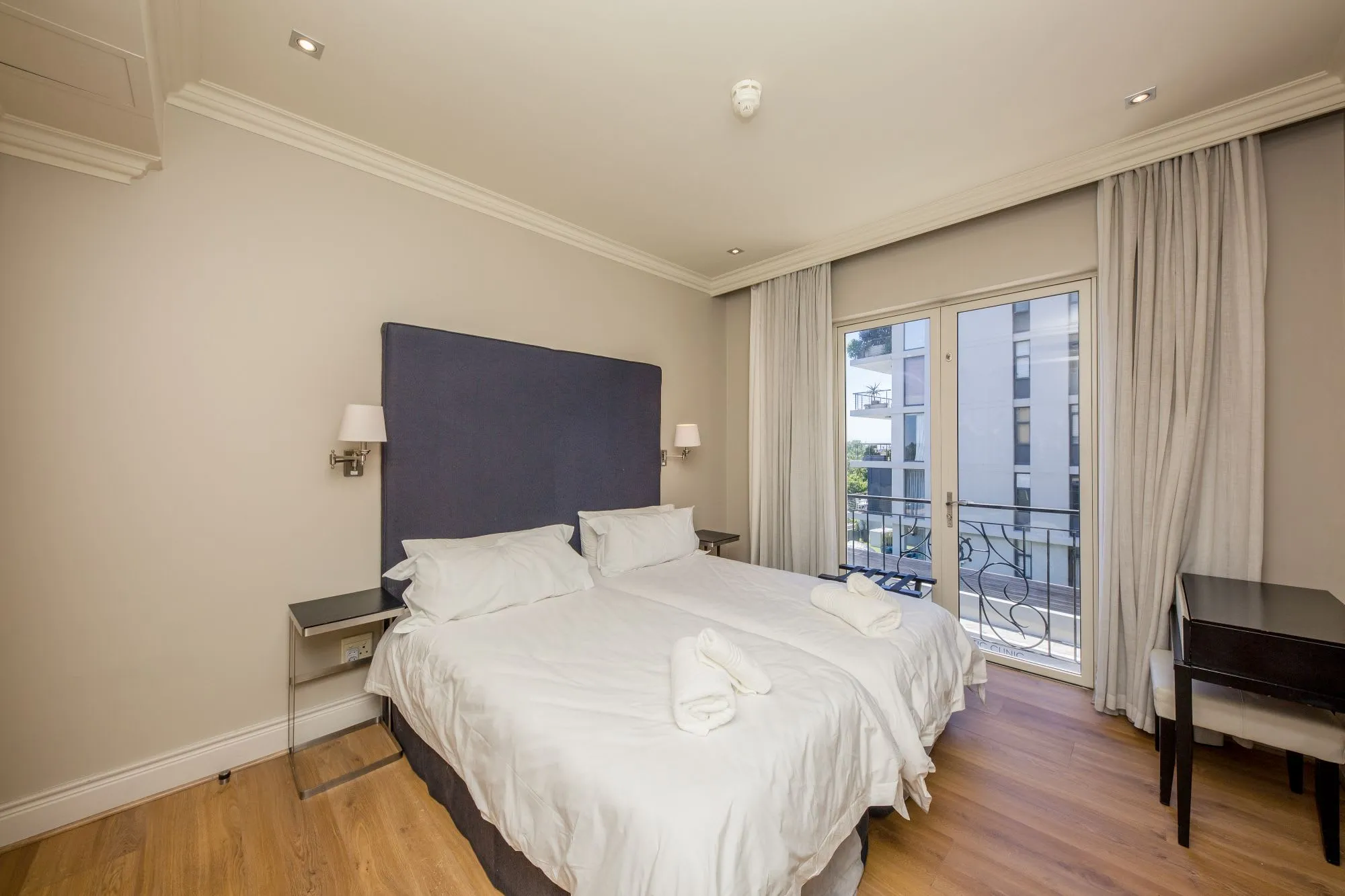 property_[object Object]_12