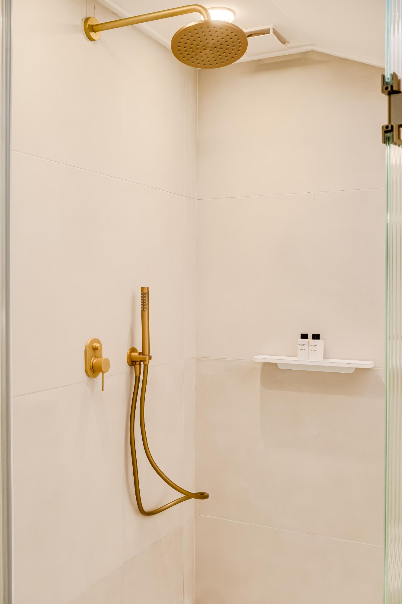 property_[object Object]_36