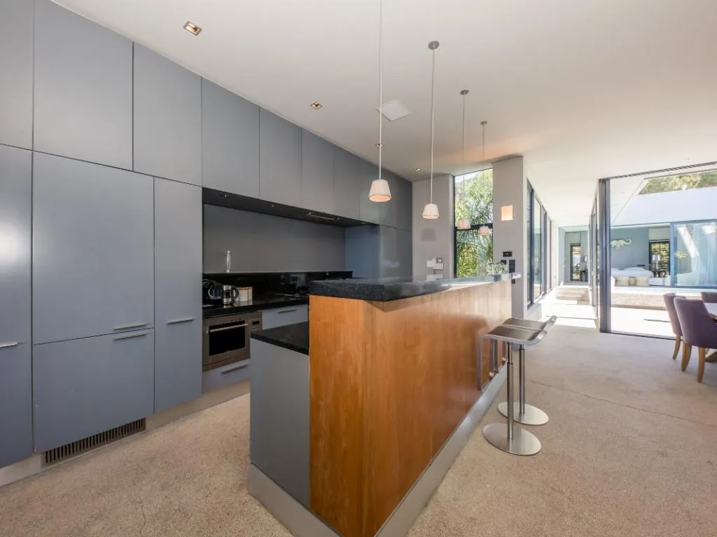 property_[object Object]_8