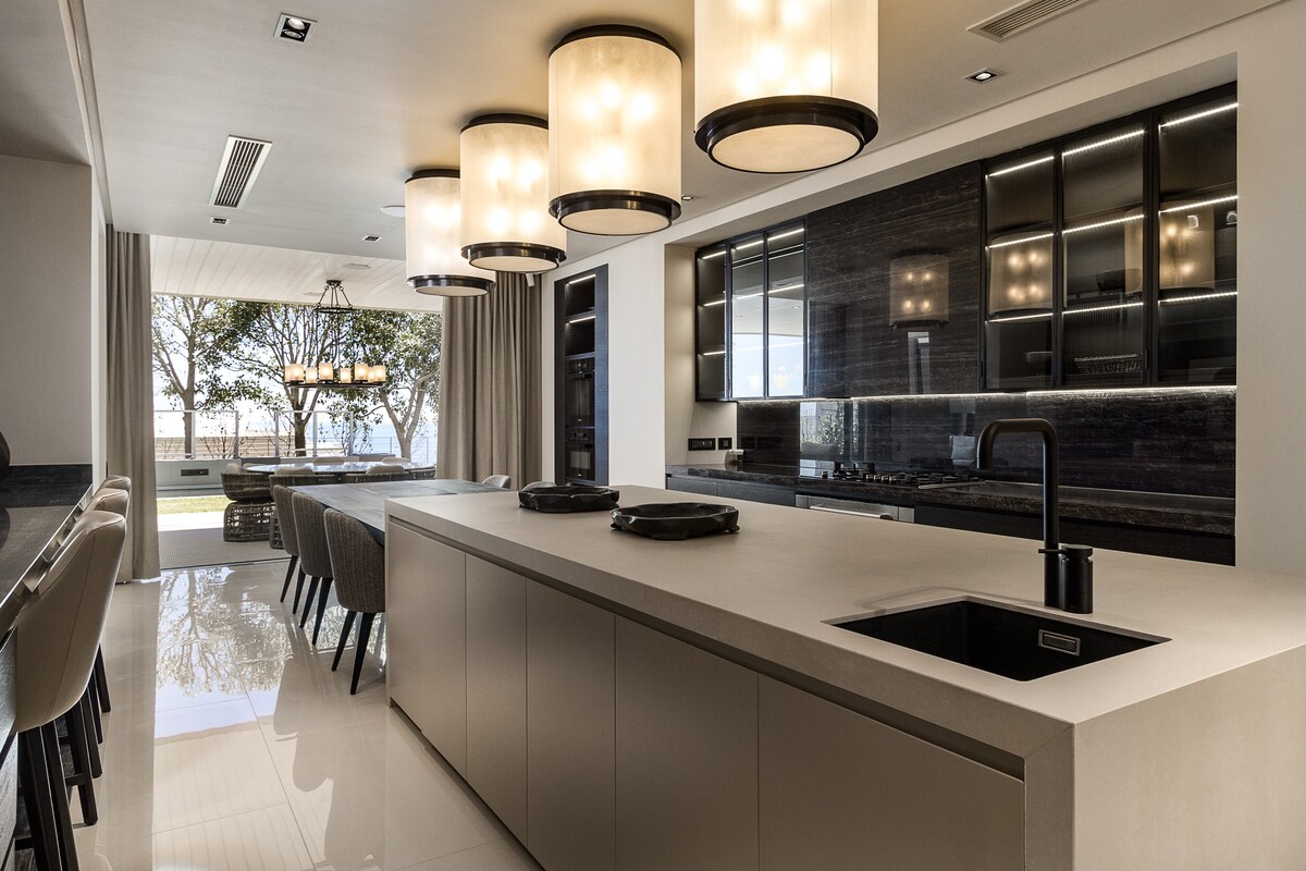 property_[object Object]_16