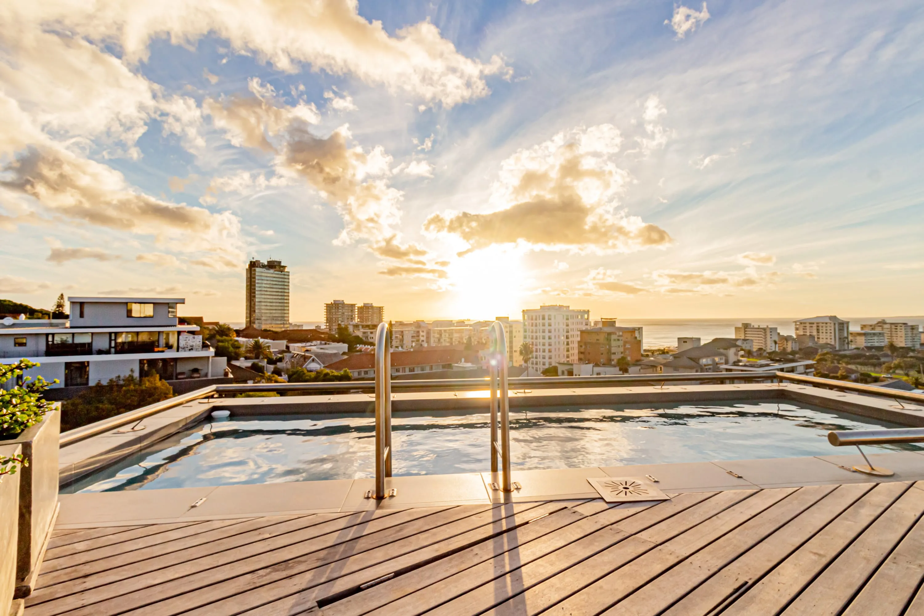Scholtz Penthouse, Three Anchor Bay