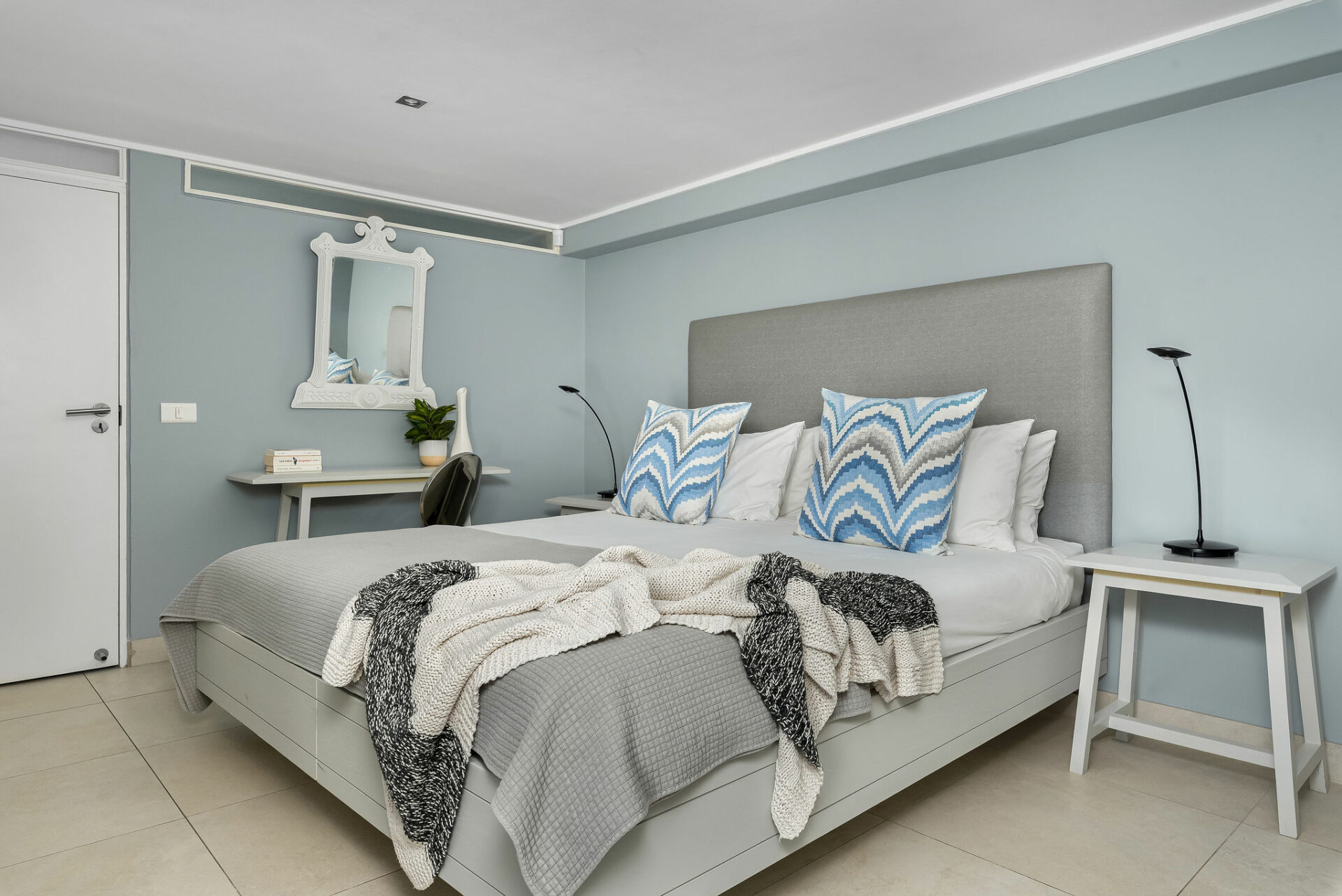 property_[object Object]_9