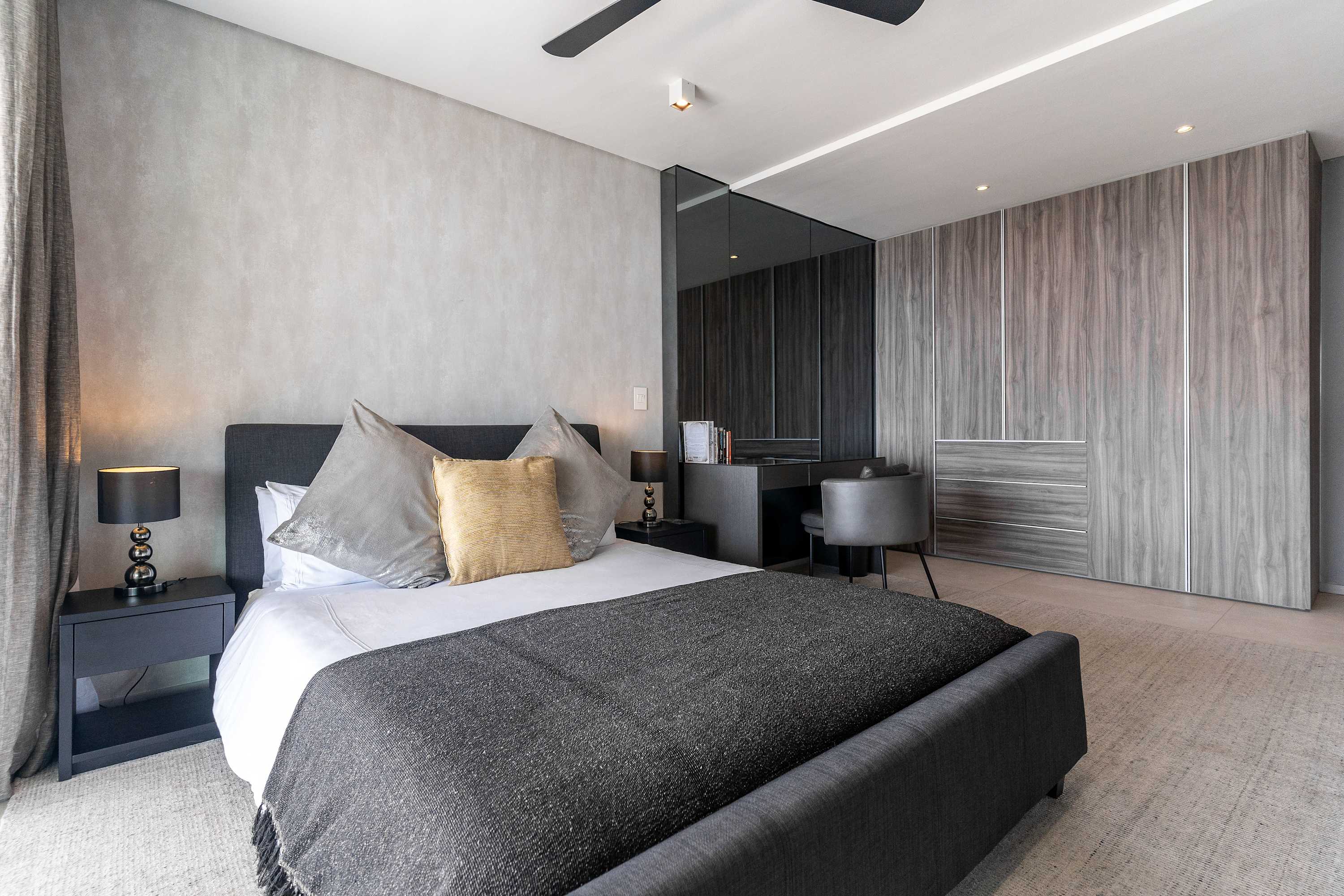 property_[object Object]_33