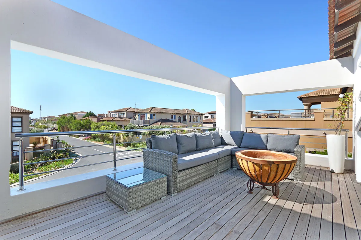 Villa Santa Fe, Big Bay